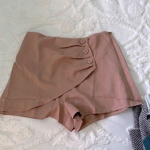 Button high waist shorts